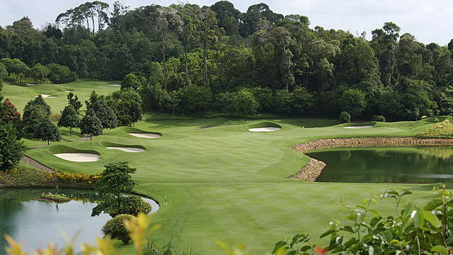 Wisata Bay Golf & Country Club