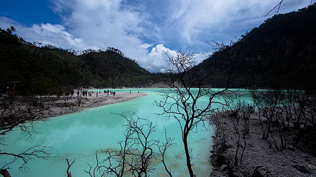 Wisata Kawah Putih