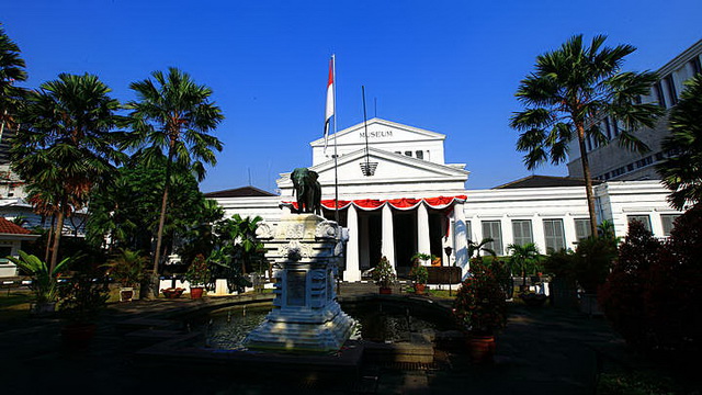 Wisata Museum Nasional (Museum Gajah)